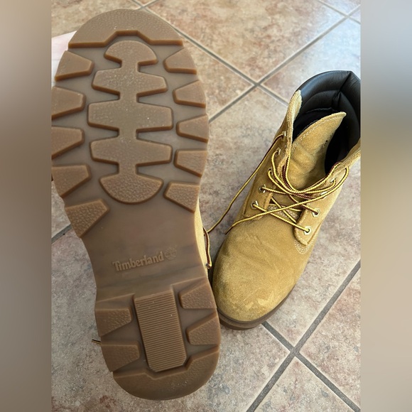 Timberland Boots - Picture 4 of 7
